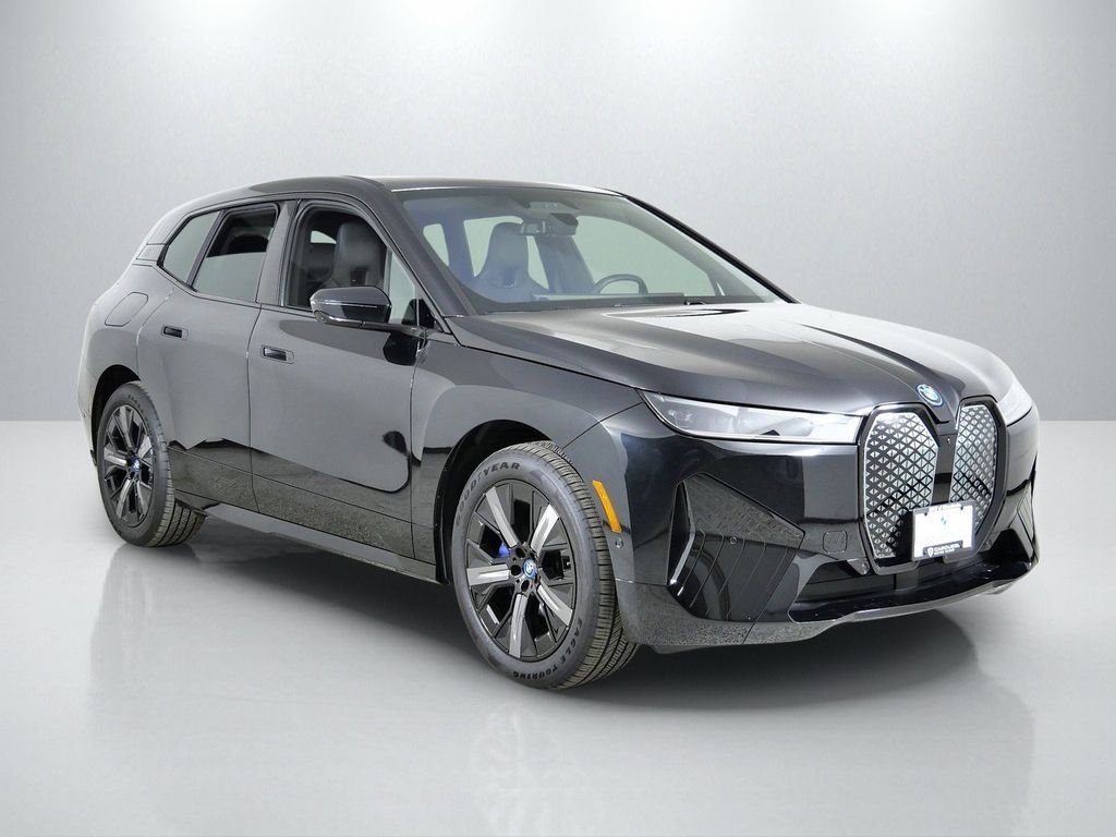 Thumbnail: 2025 BMW iX - 9
