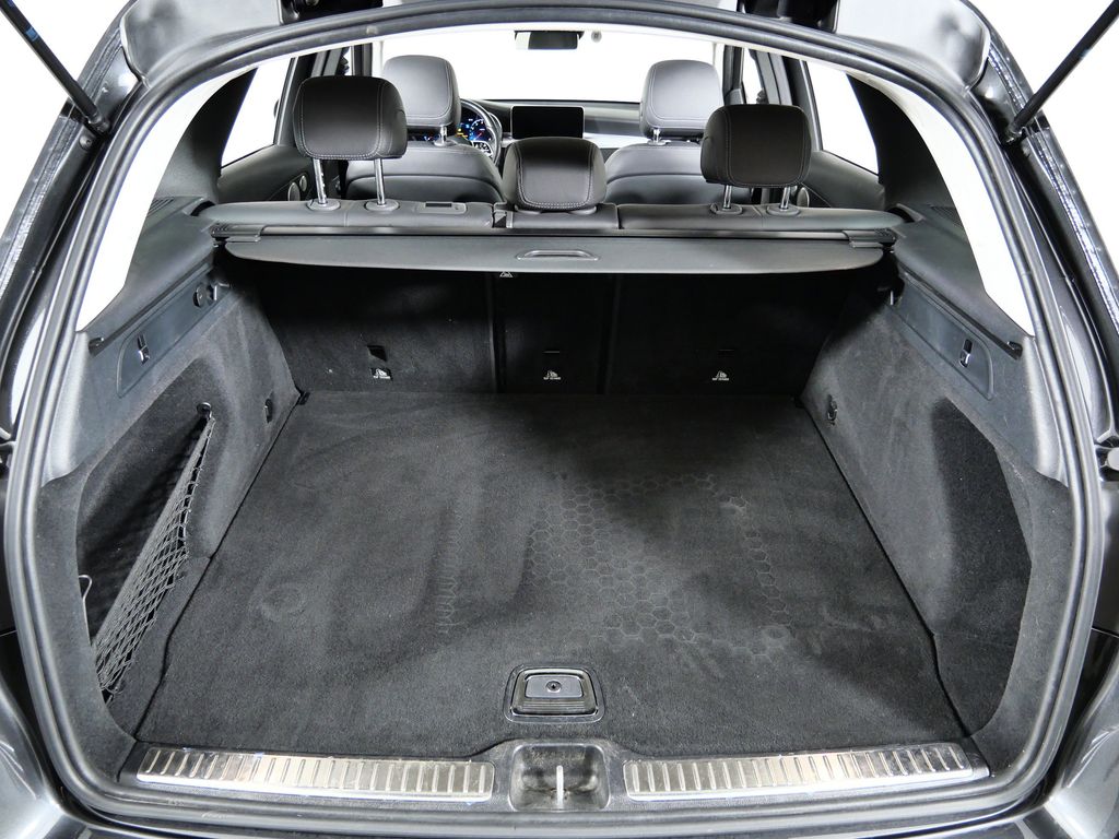 Thumbnail: 2021 Mercedes-Benz GLC - 28