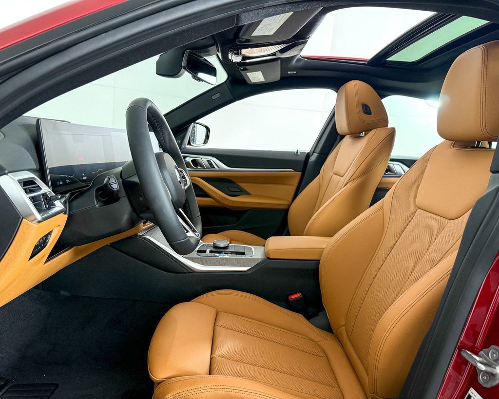 Thumbnail: 2025 BMW i4 - 34