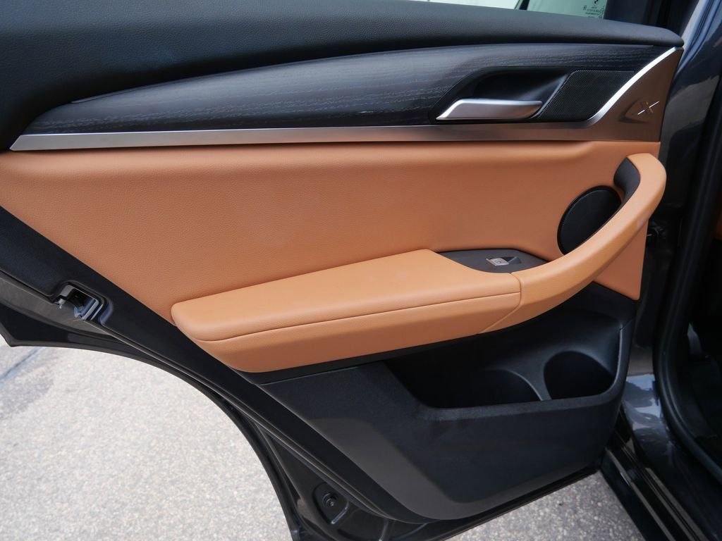 Thumbnail: 2023 BMW X3 - 16