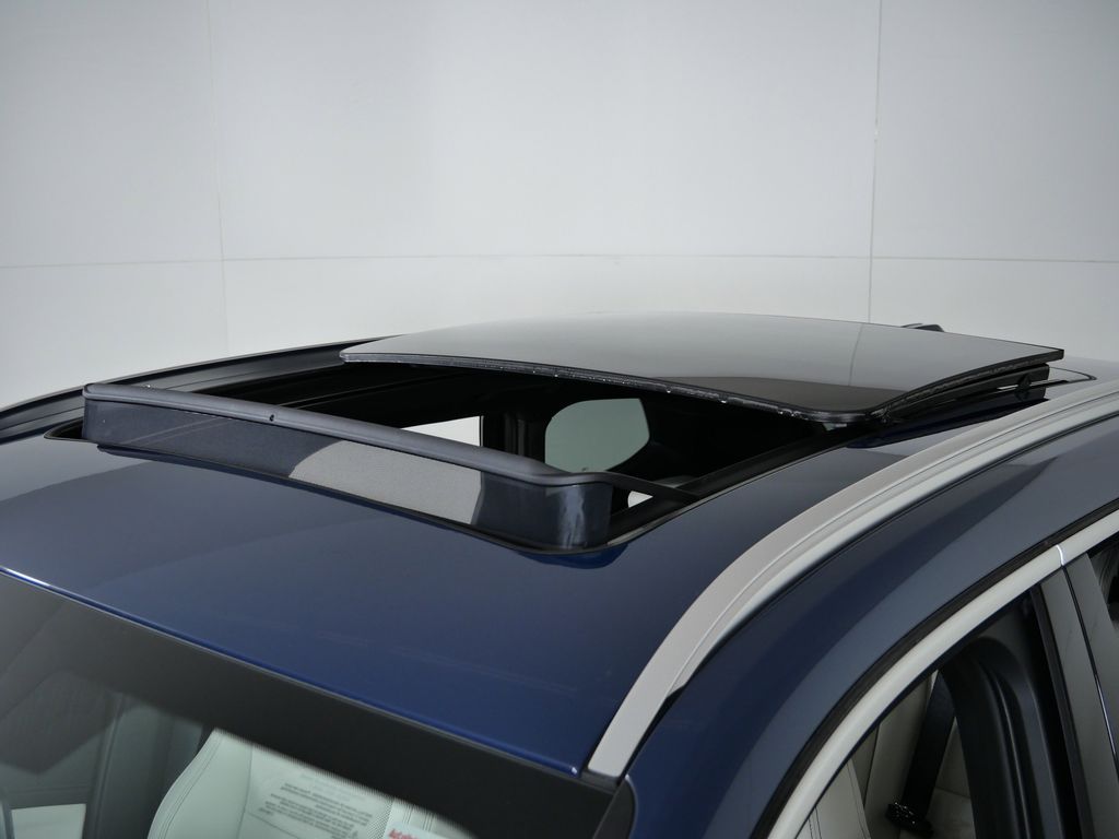 Thumbnail: 2026 BMW X1 - 18