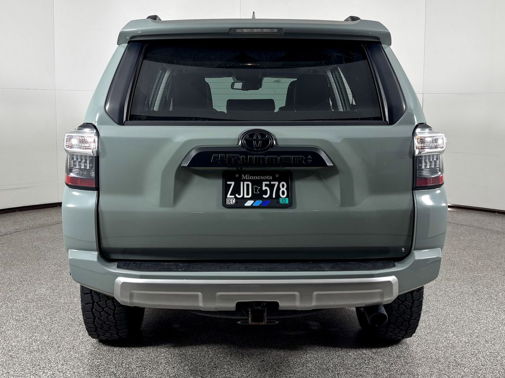 Thumbnail: 2022 Toyota 4Runner - 7