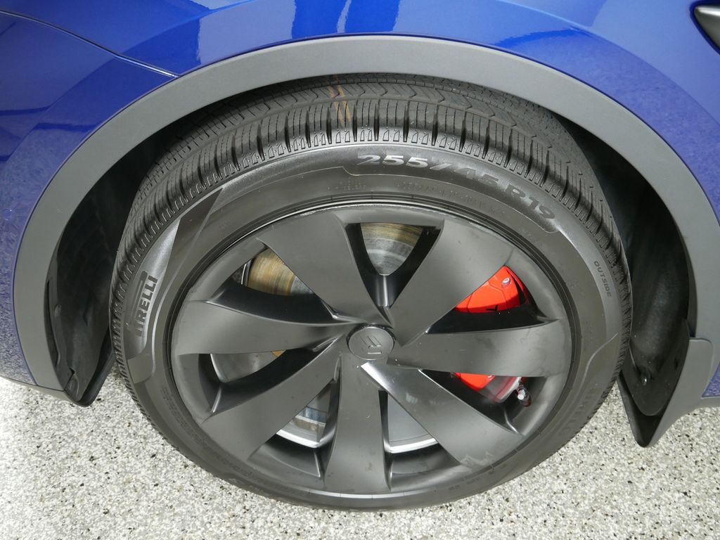 Thumbnail: 2020 Tesla Model Y - 16