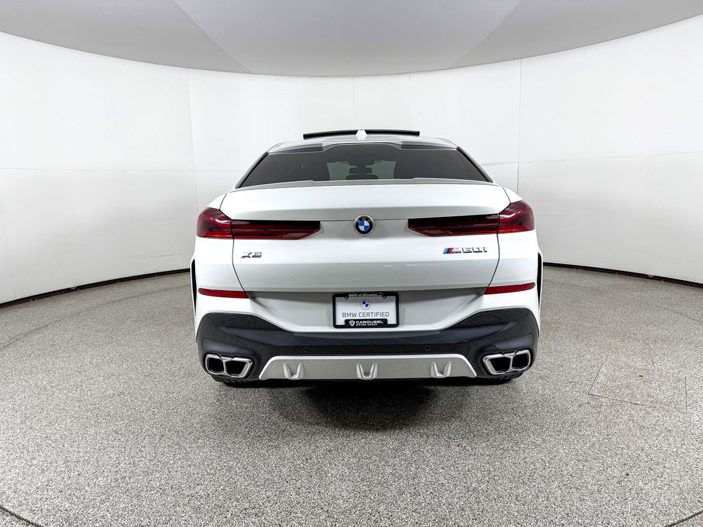 2024 BMW X6 M 16