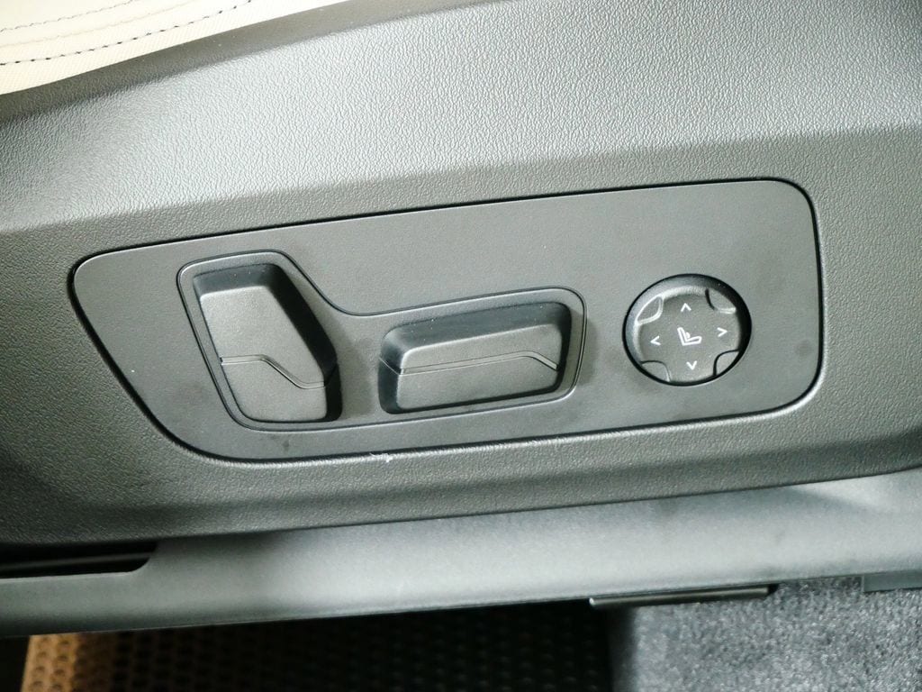 Thumbnail: 2025 BMW X1 - 24