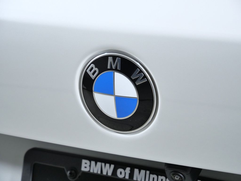 Thumbnail: 2026 BMW X5 - 11