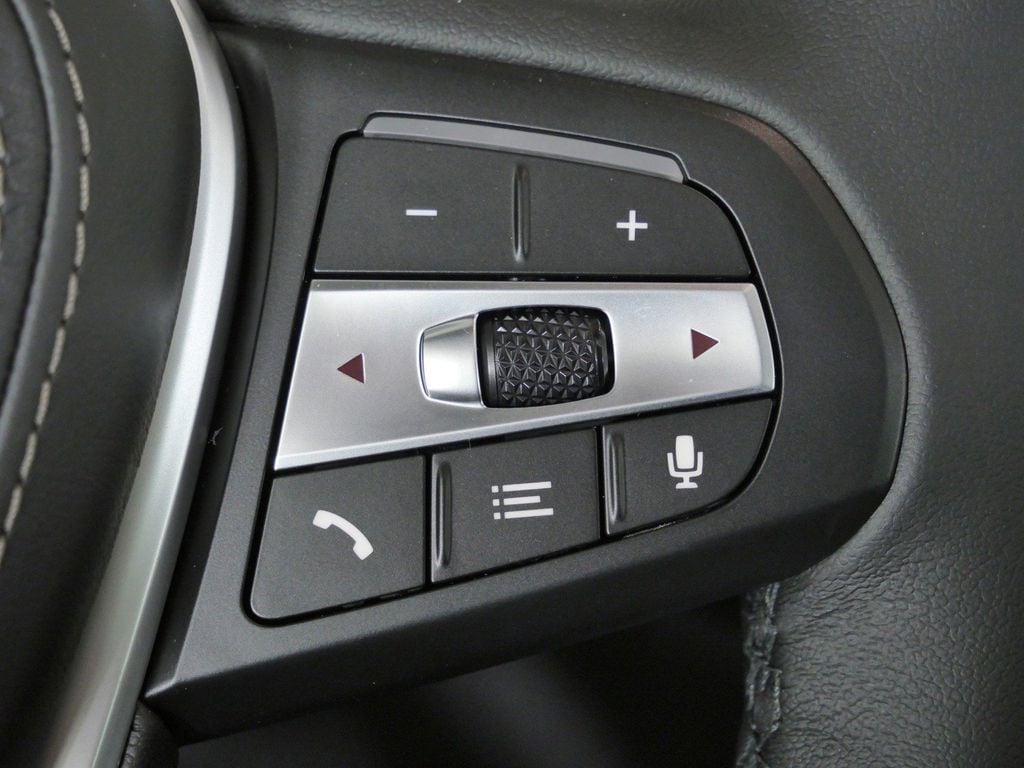 Thumbnail: 2026 BMW X5 - 42