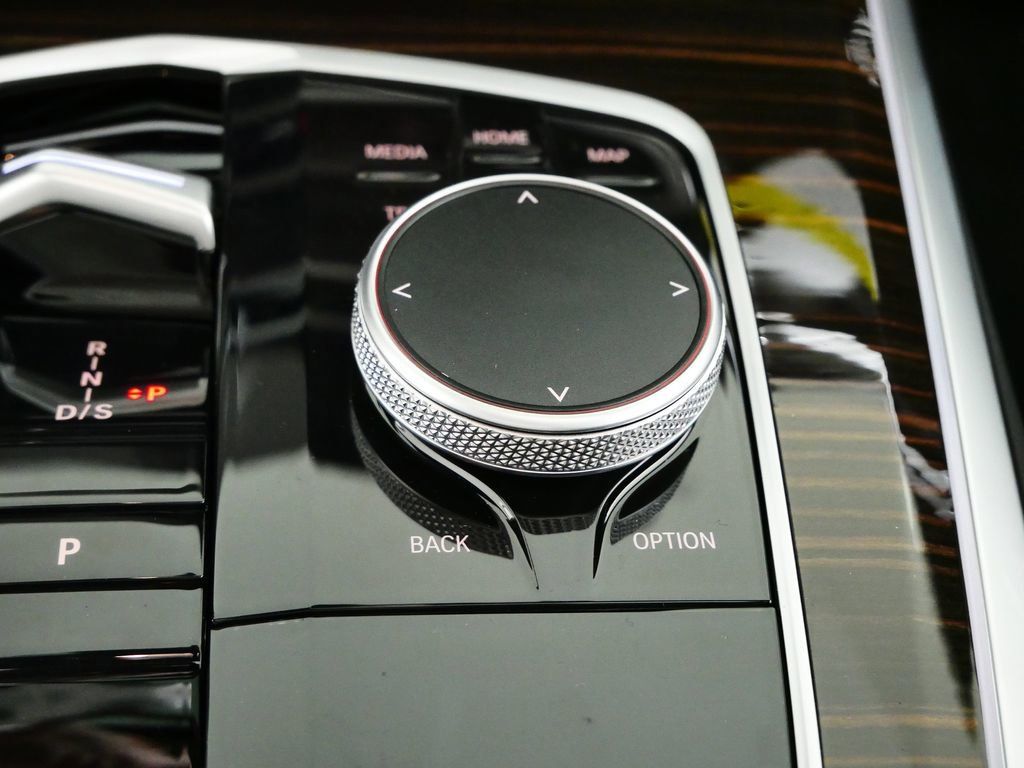 Thumbnail: 2026 BMW X5 - 41