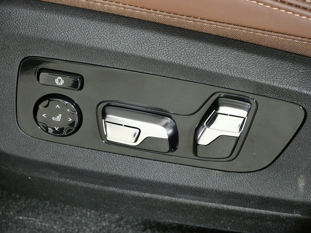 Thumbnail: 2026 BMW X5 - 39