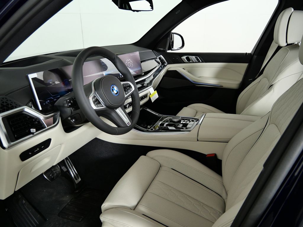 Thumbnail: 2026 BMW X5 - 35