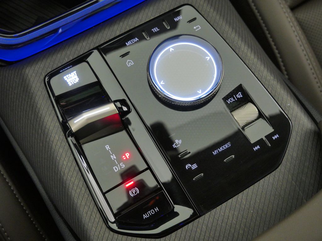 Thumbnail: 2025 BMW X3 - 51