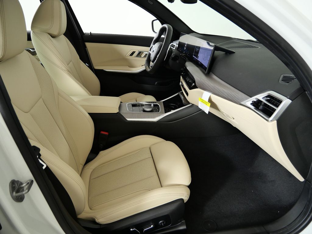 Thumbnail: 2026 BMW 3 Series - 20