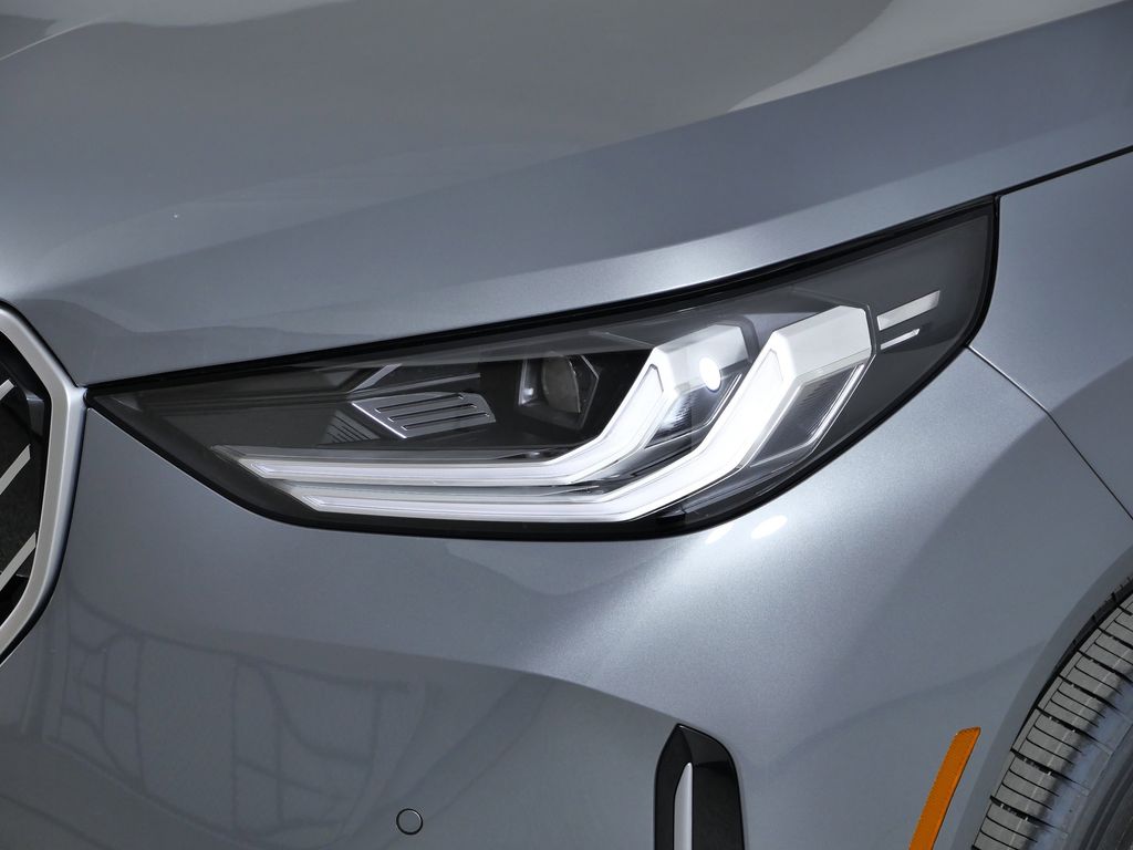 Thumbnail: 2026 BMW X3 - 3