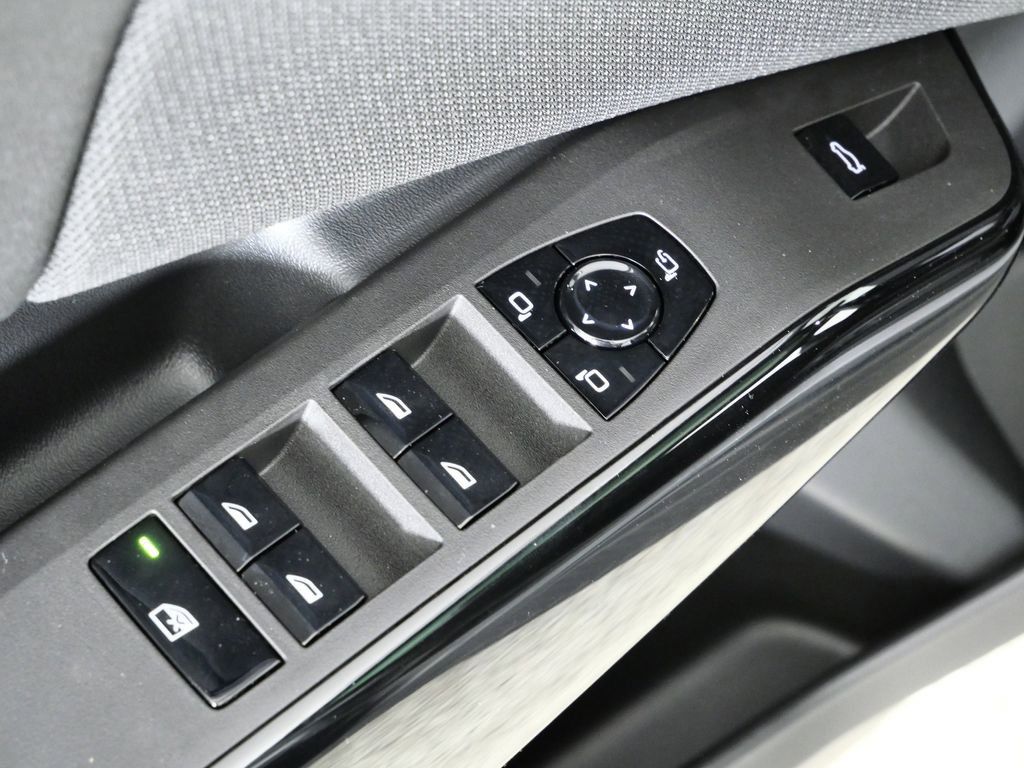 Thumbnail: 2026 BMW X3 - 37