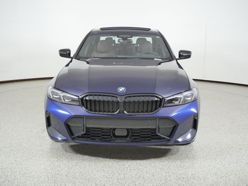 Thumbnail: 2026 BMW 3 Series - 2