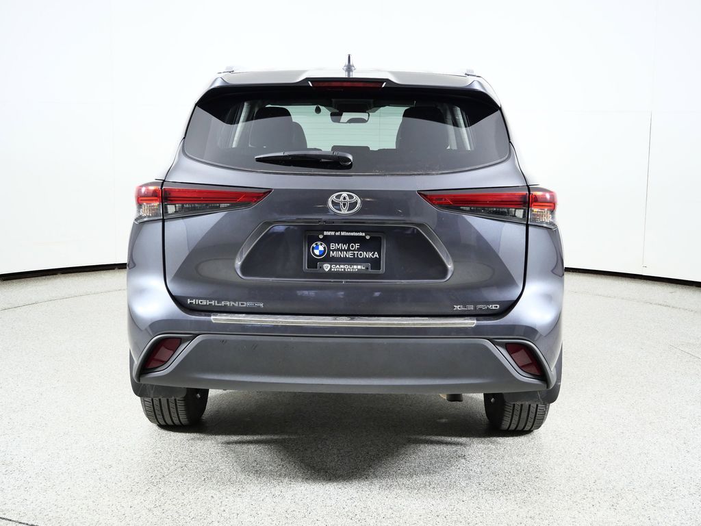 Thumbnail: 2020 Toyota Highlander - 11