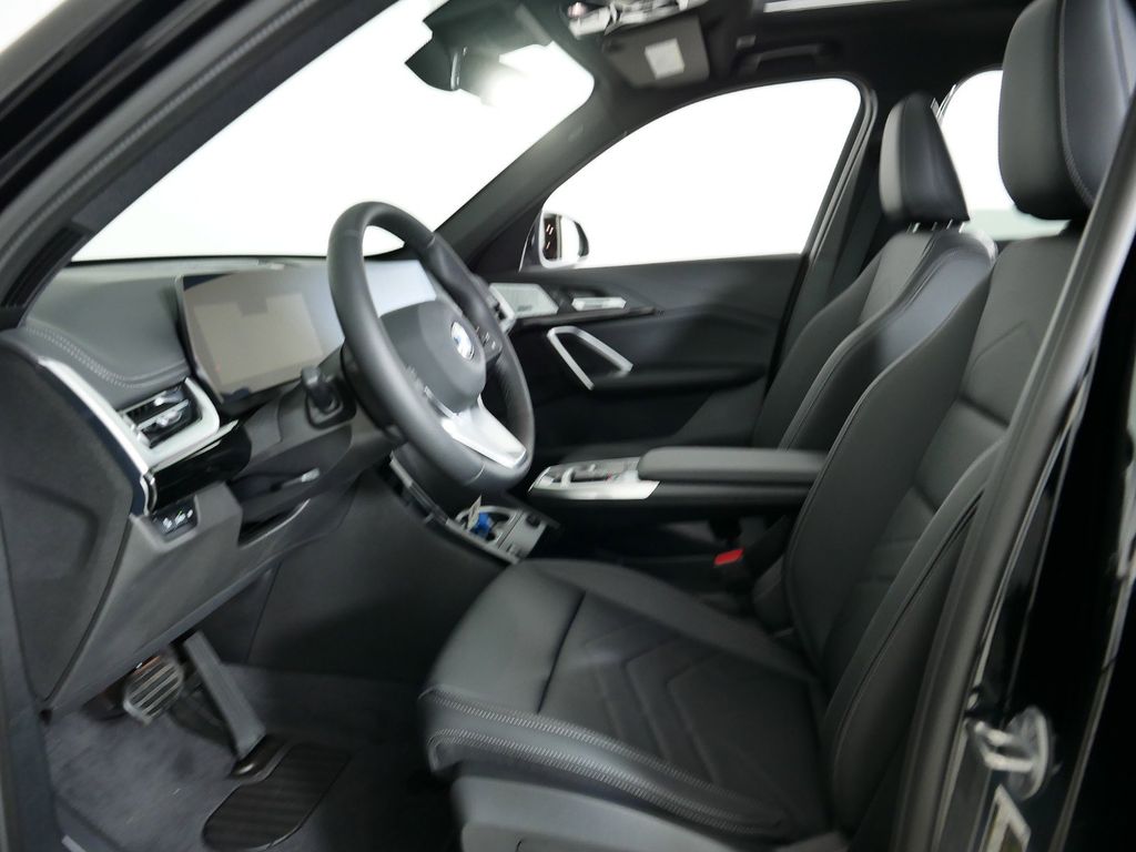 Thumbnail: 2025 BMW X1 - 29