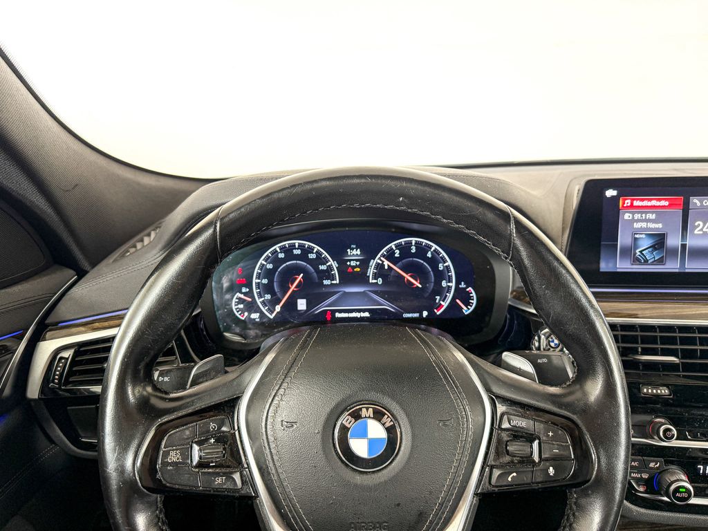 Thumbnail: 2019 BMW 6 Series - 8