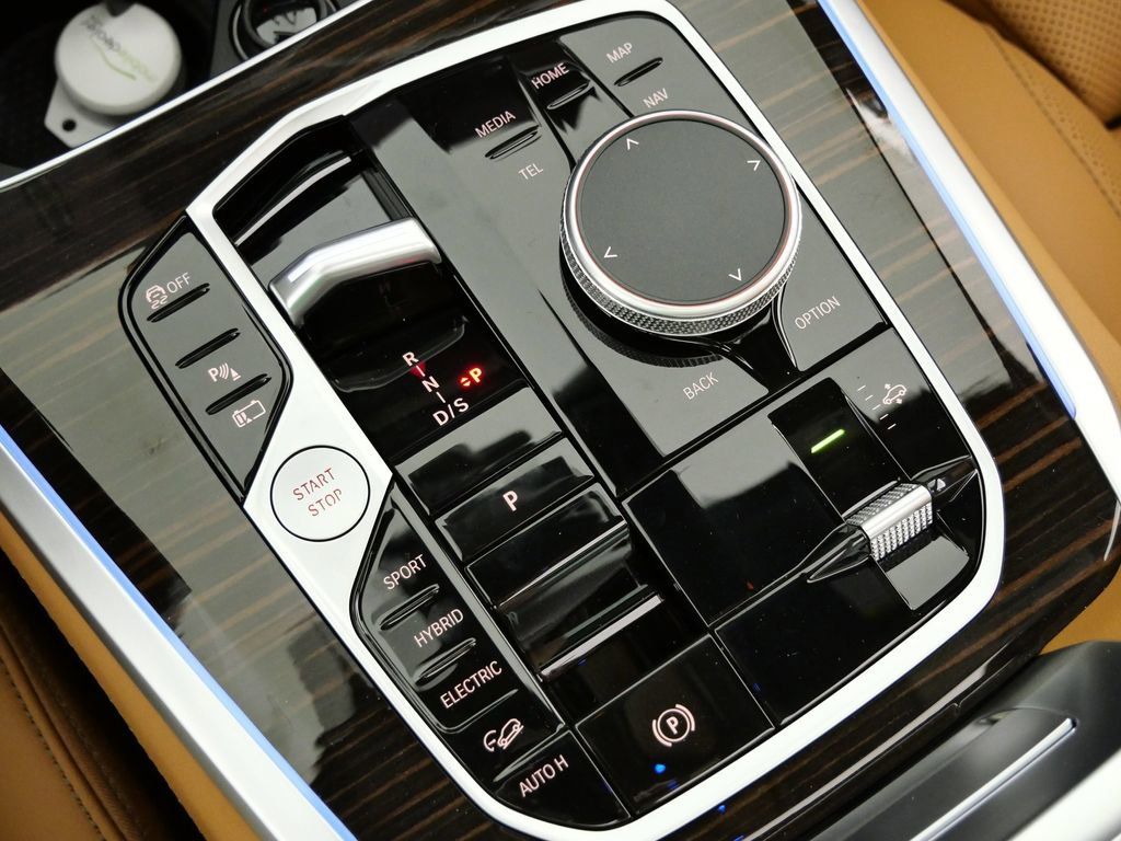 Thumbnail: 2026 BMW X5 - 50