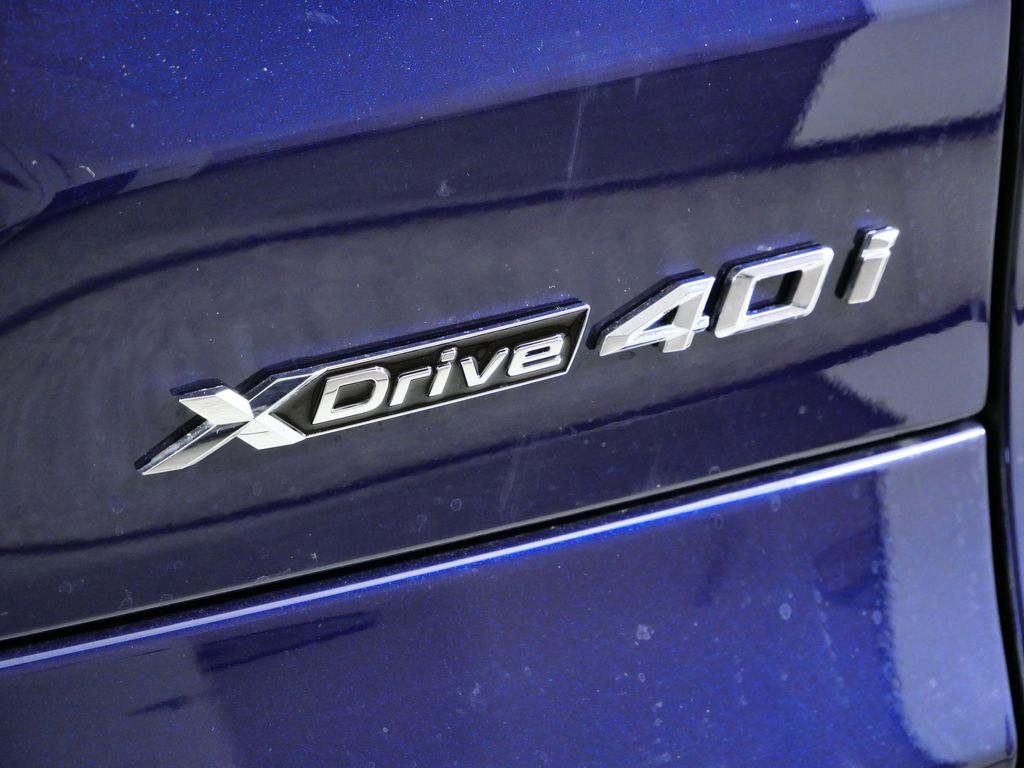 Thumbnail: 2026 BMW X5 - 12