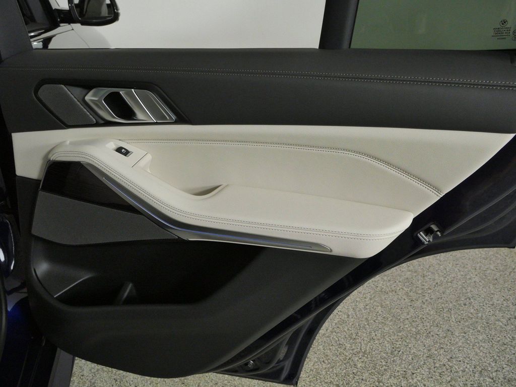 Thumbnail: 2026 BMW X5 - 25