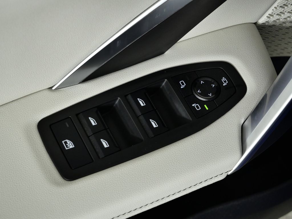 Thumbnail: 2026 BMW X1 - 34