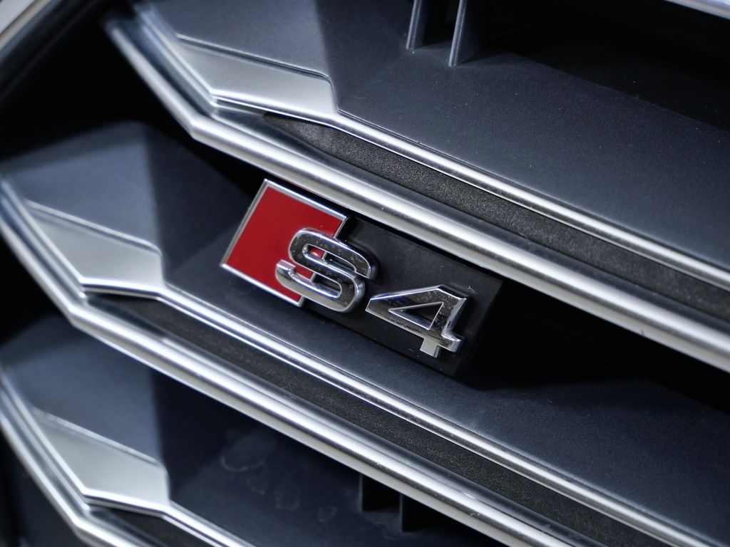 Thumbnail: 2018 Audi S4 - 5