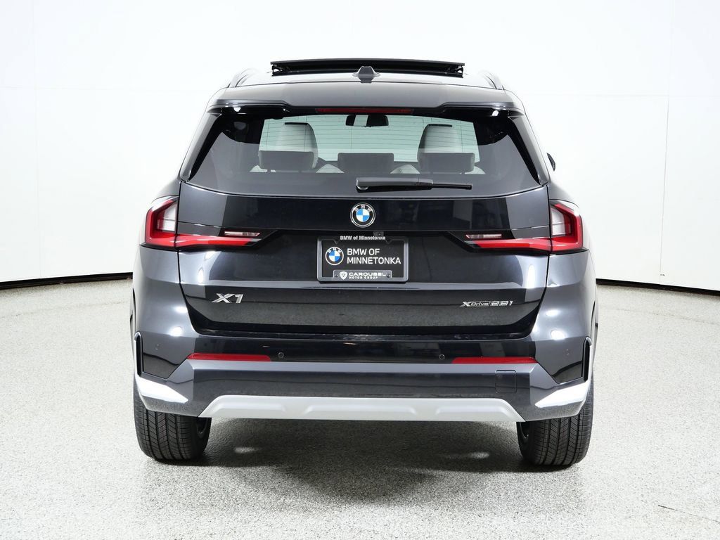 Thumbnail: 2026 BMW X1 - 12