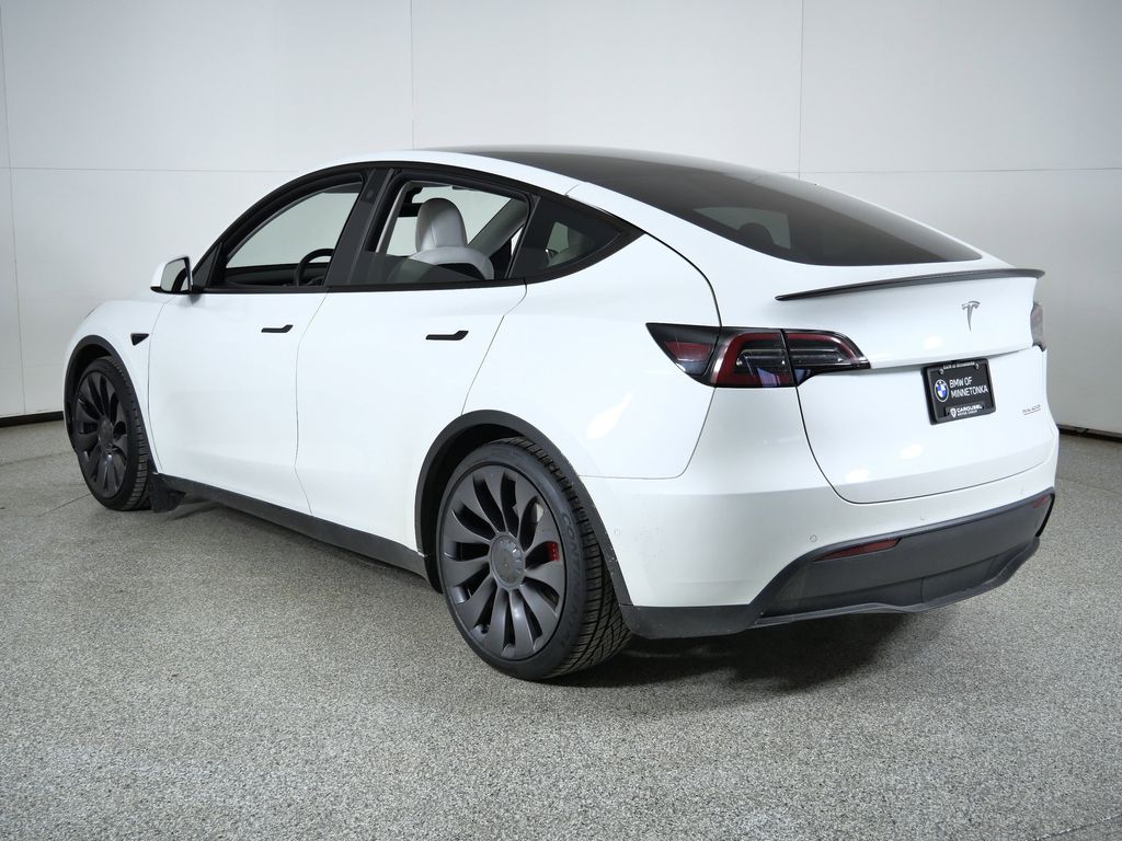 Thumbnail: 2022 Tesla Model Y - 13