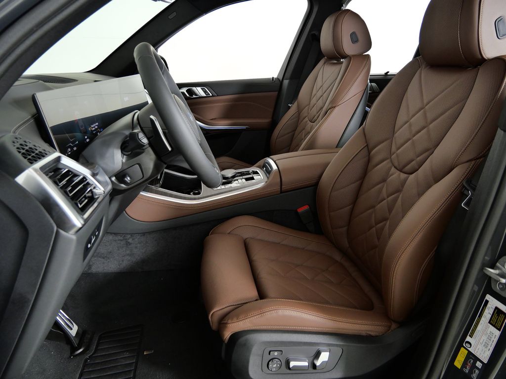 Thumbnail: 2026 BMW X5 - 38