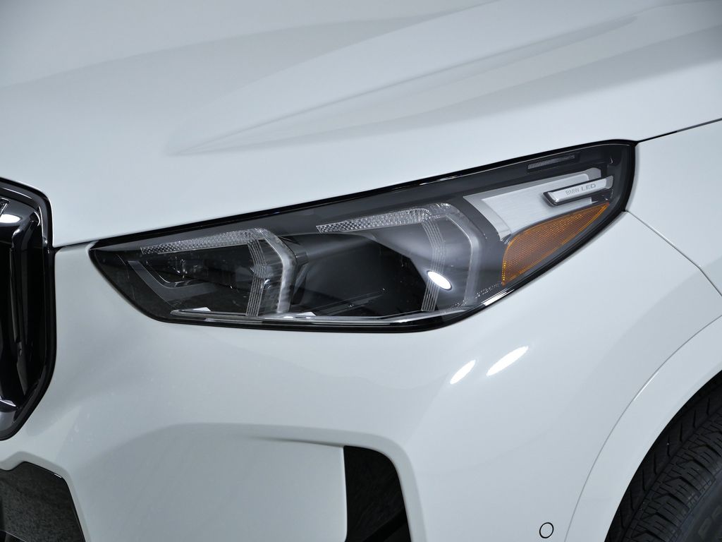 Thumbnail: 2026 BMW X1 - 3