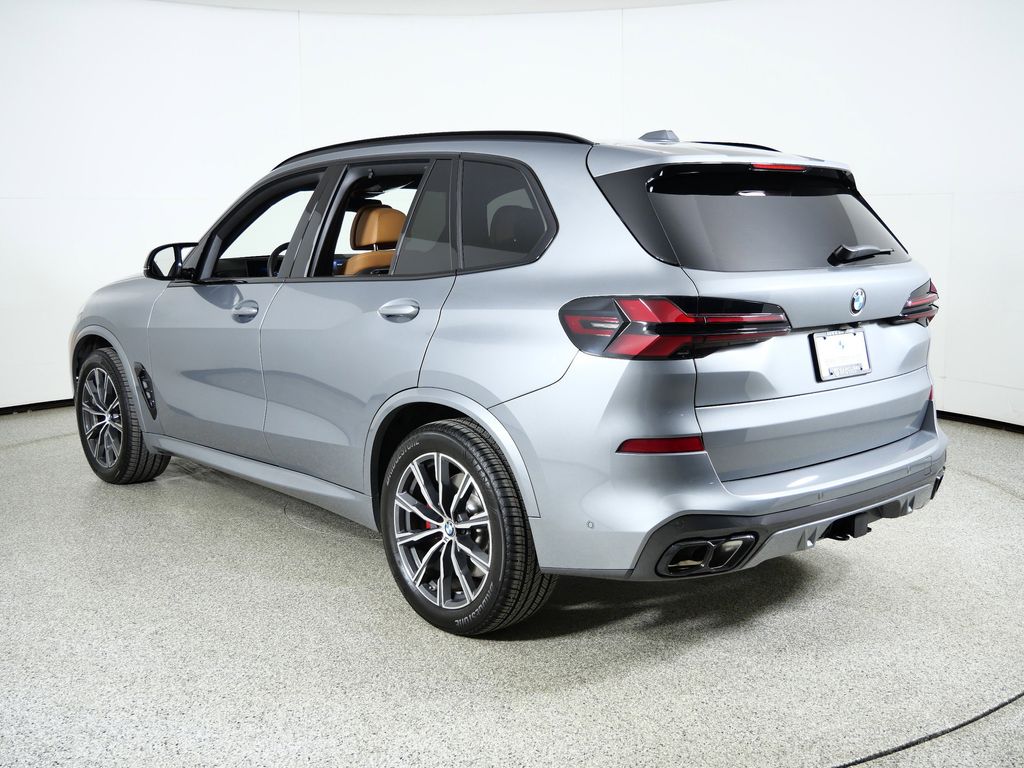 Thumbnail: 2026 BMW X5 - 15
