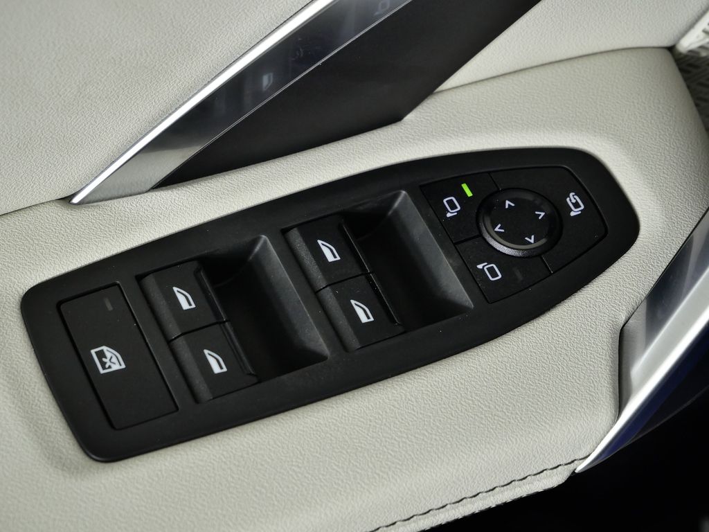 Thumbnail: 2026 BMW X1 - 34