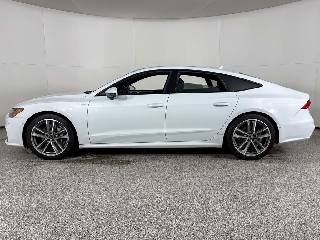 Thumbnail: 2021 Audi A7 - 6