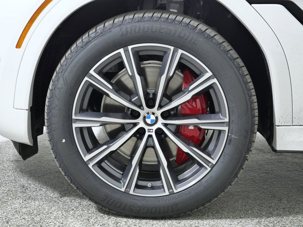 Thumbnail: 2026 BMW X6 - 17