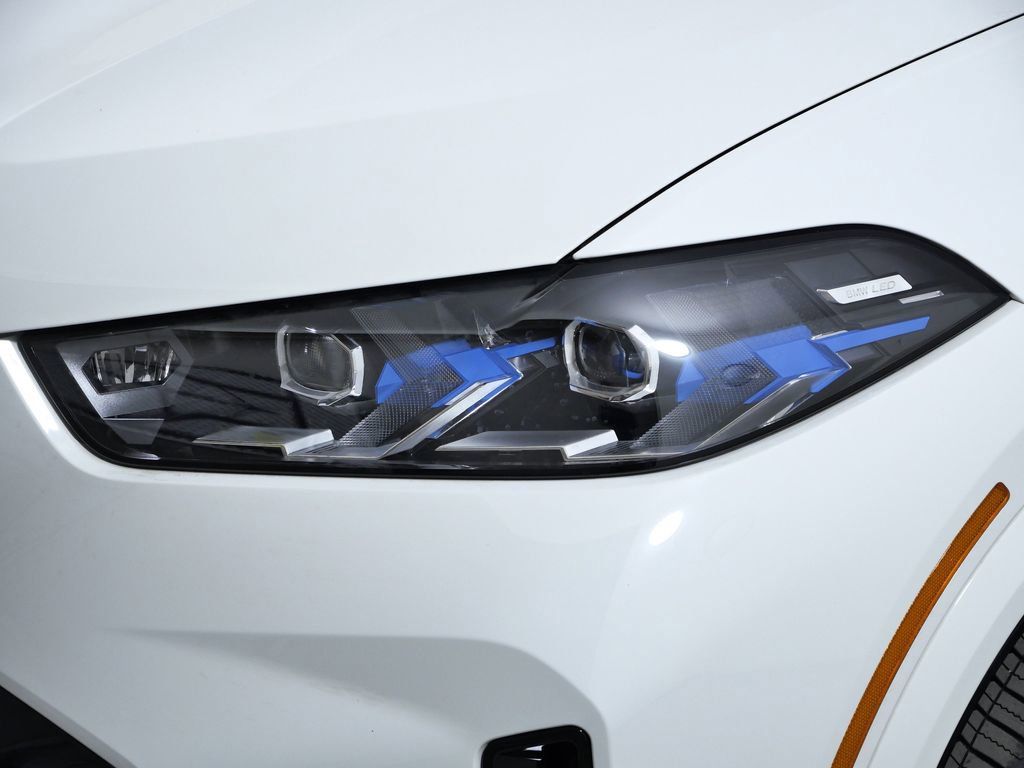 Thumbnail: 2026 BMW X5 - 5