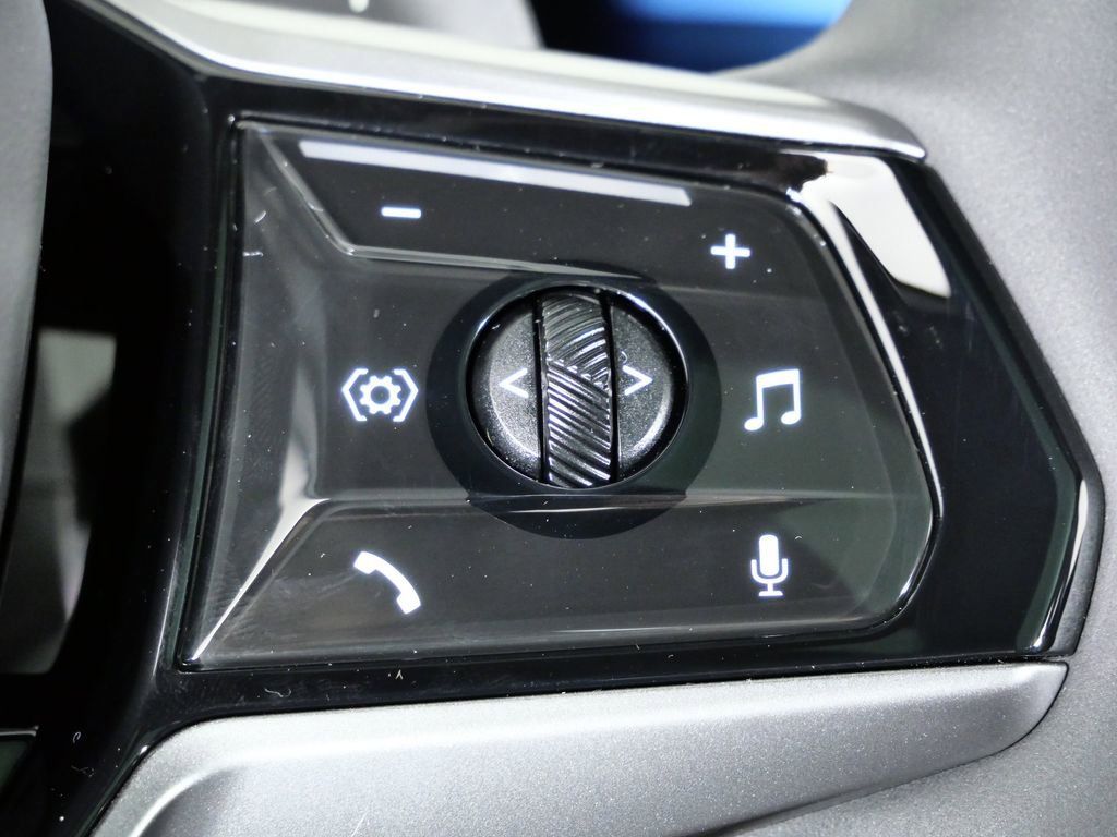 Thumbnail: 2026 BMW X3 - 42