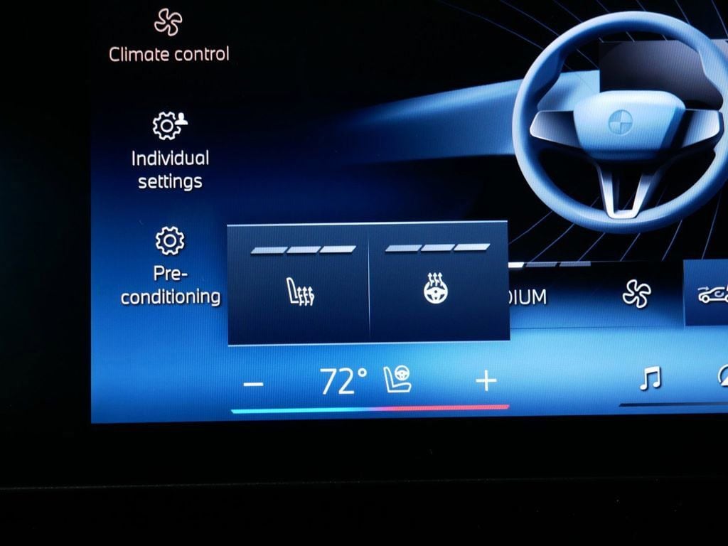 Thumbnail: 2025 BMW 5 Series - 42