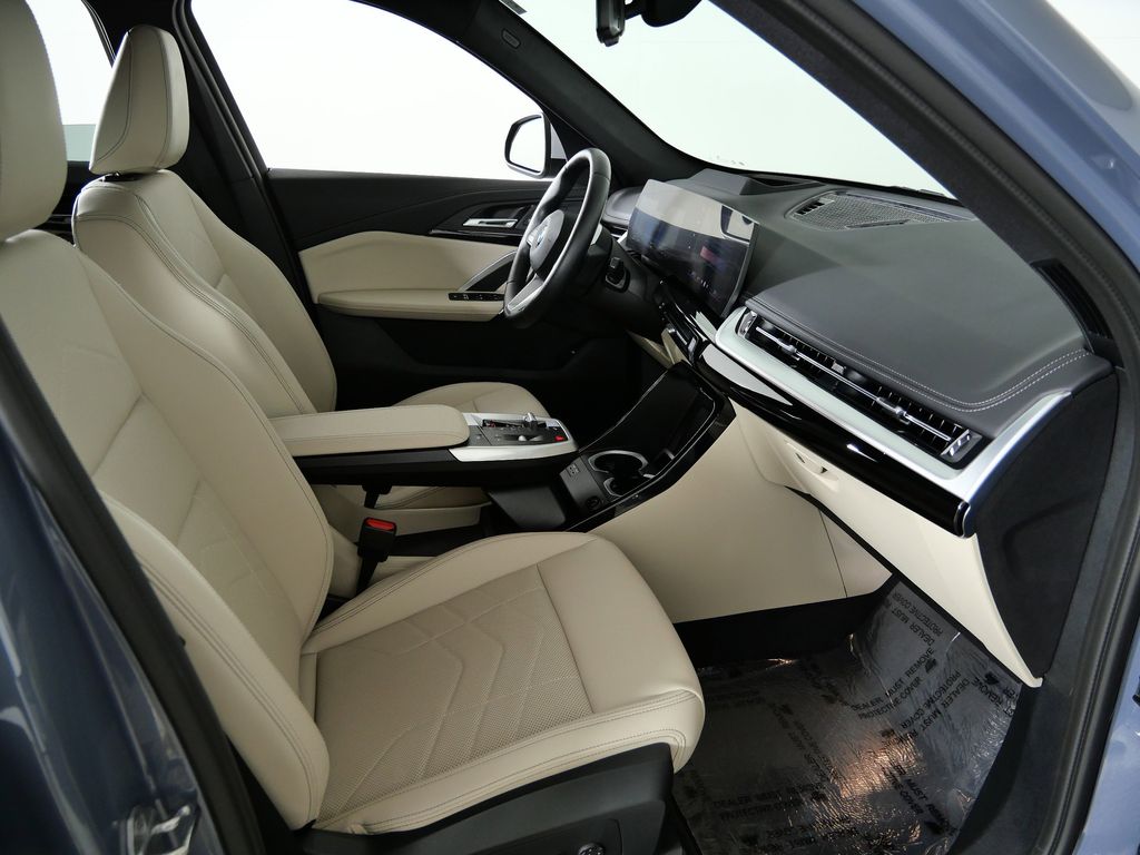 Thumbnail: 2024 BMW X1 - 23