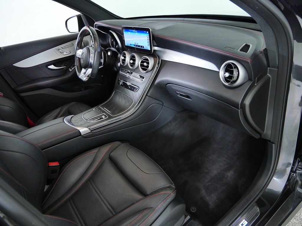 Thumbnail: 2021 Mercedes-Benz GLC - 19