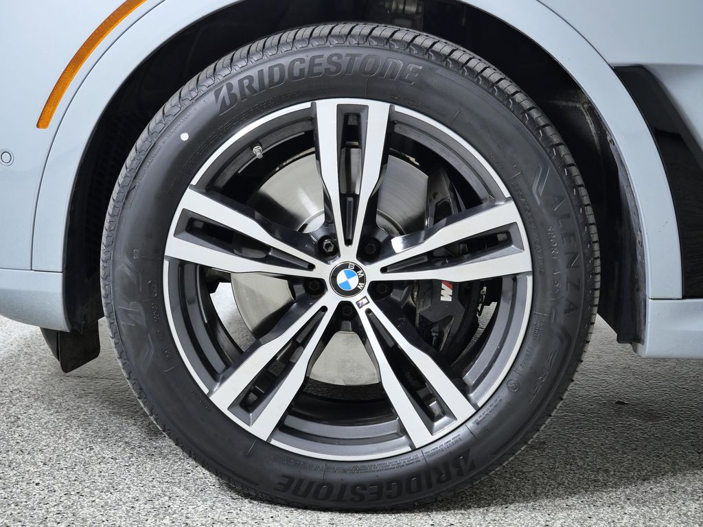 Thumbnail: 2025 BMW X7 - 18