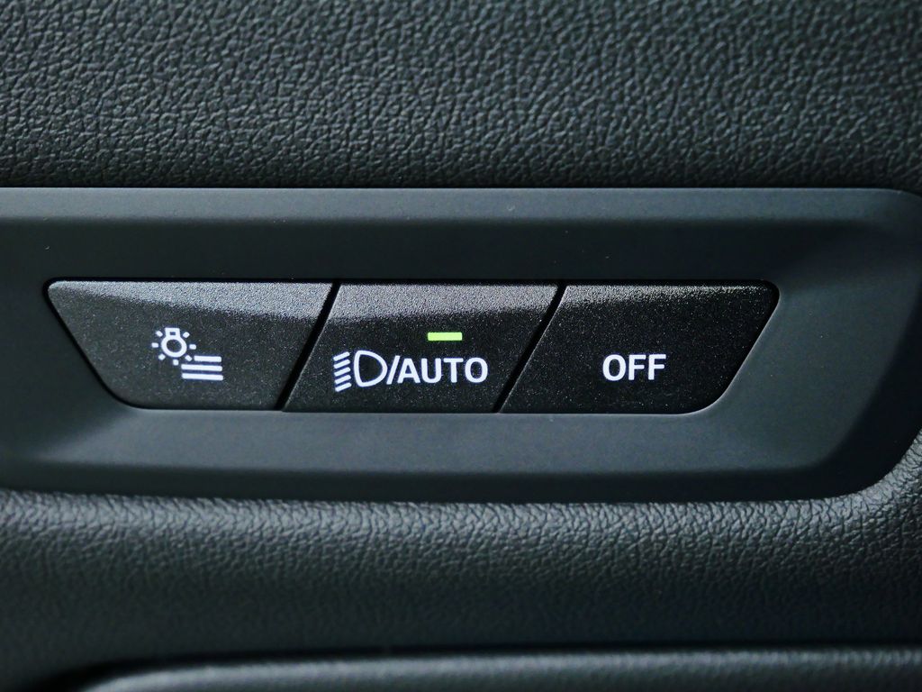 Thumbnail: 2026 BMW X5 - 38