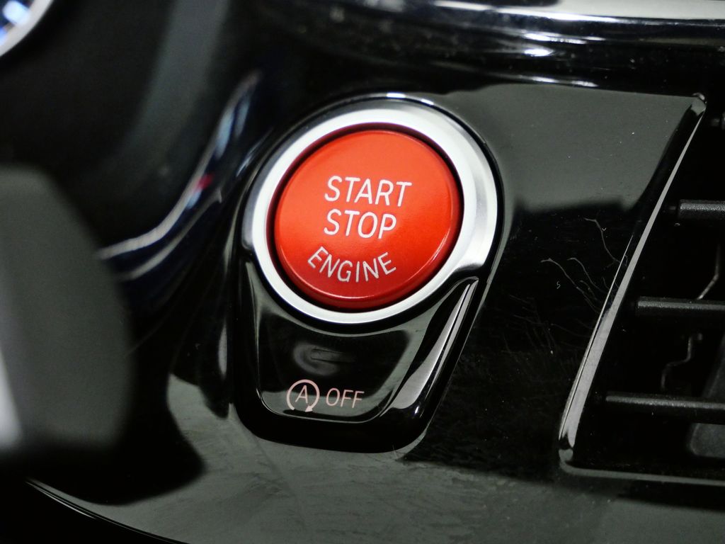 Thumbnail: 2019 BMW M5 - 47