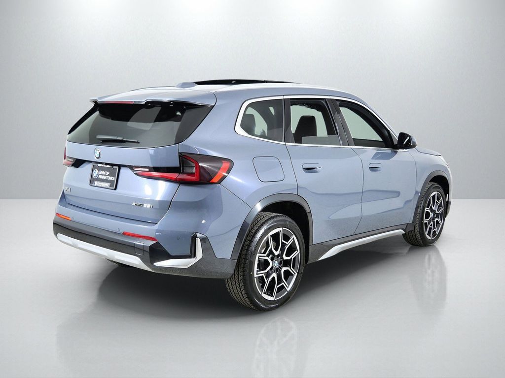 Thumbnail: 2026 BMW X1 - 9
