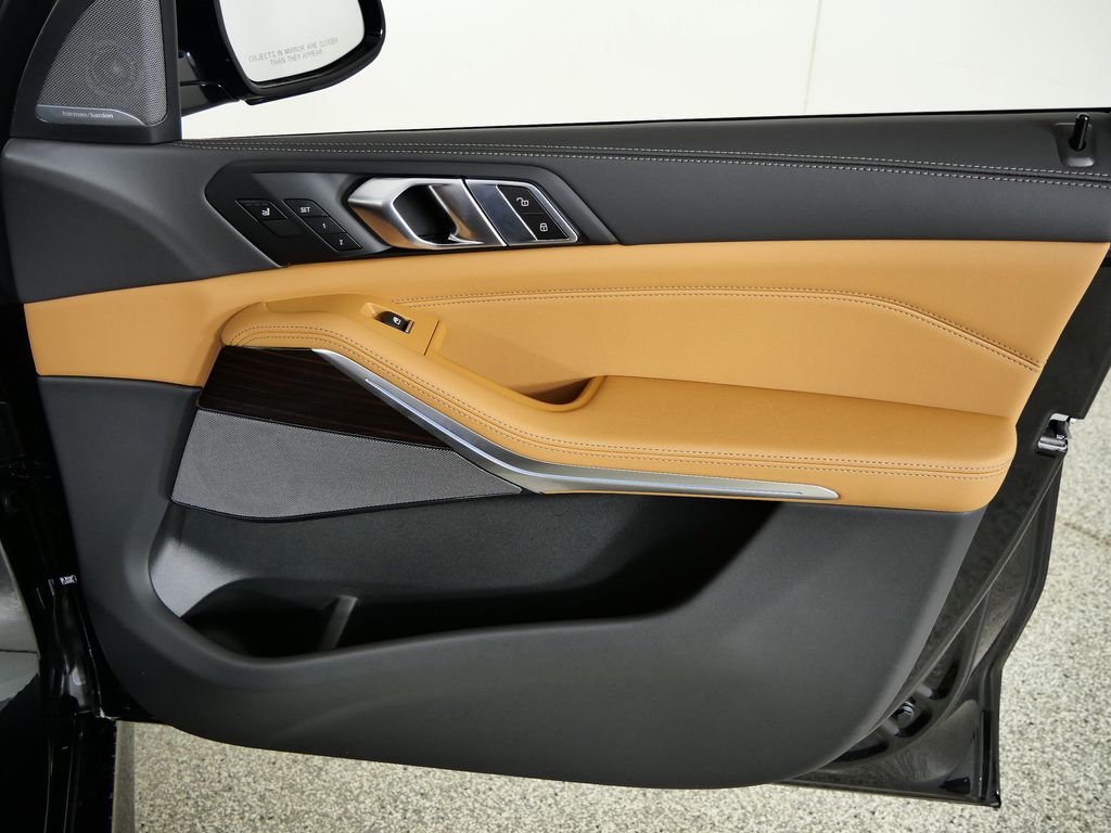 Thumbnail: 2026 BMW X5 - 19