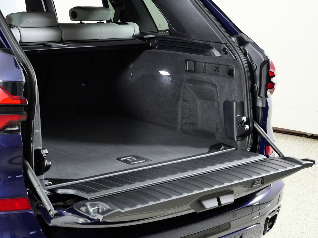 Thumbnail: 2026 BMW X5 - 29