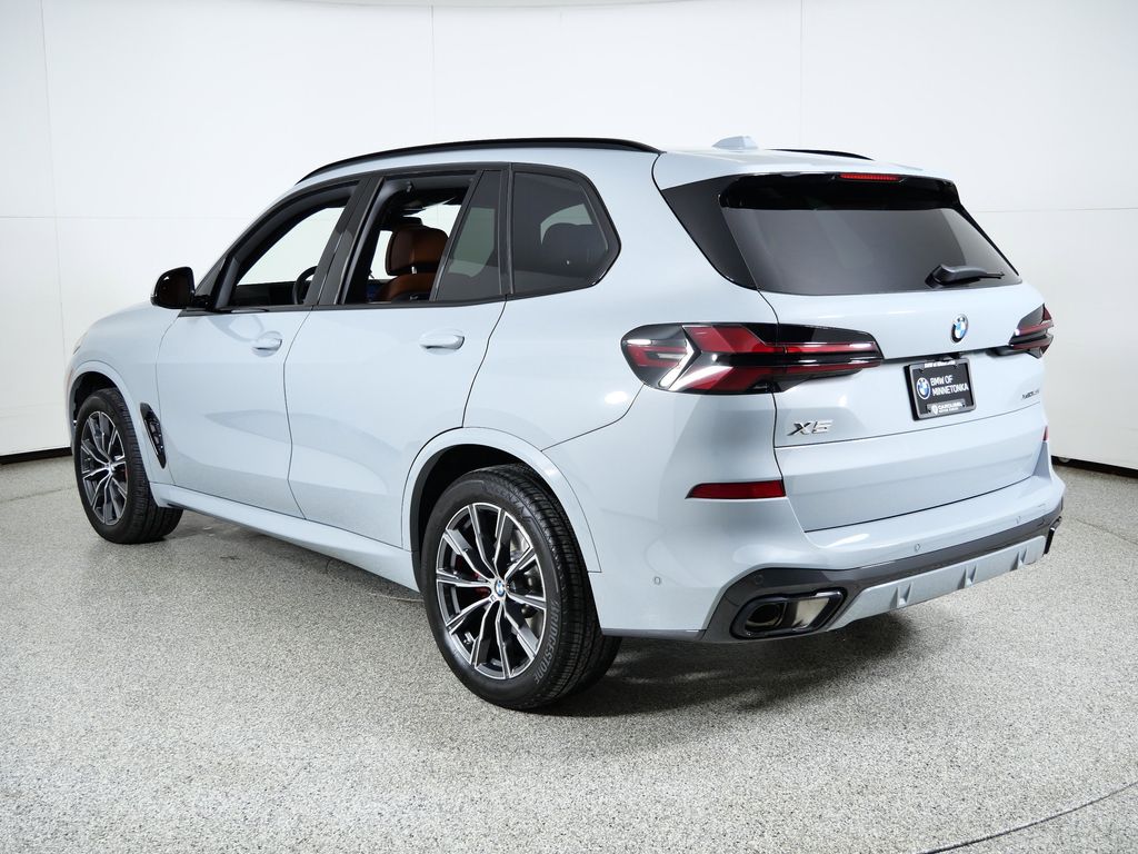 Thumbnail: 2024 BMW X5 - 17