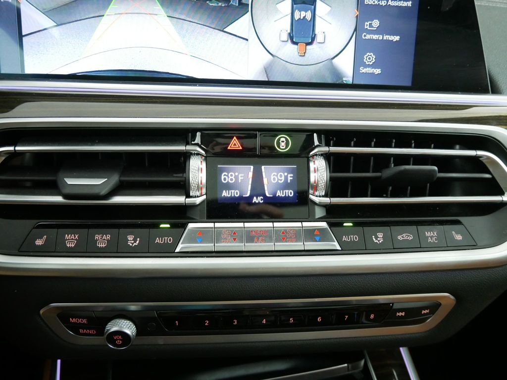 Thumbnail: 2021 BMW X5 - 49