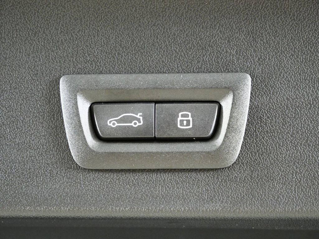 Thumbnail: 2026 BMW X3 - 30