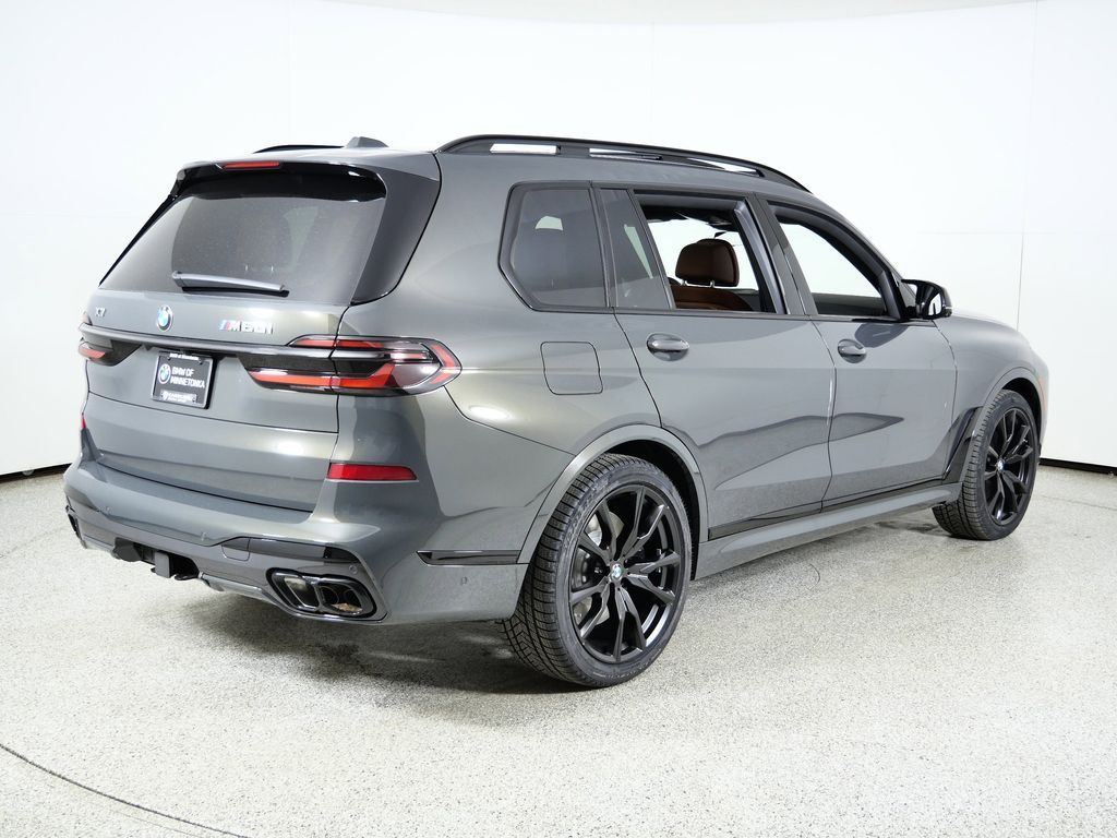 Thumbnail: 2026 BMW X7 - 9